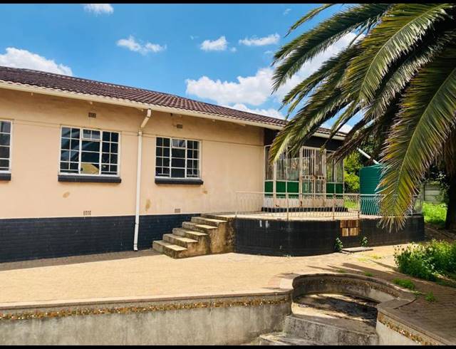 4 BEDROOM PROPERTY TO RENT IN PRIMROSE